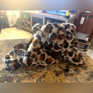 UGG leopard cheetah slipper slides